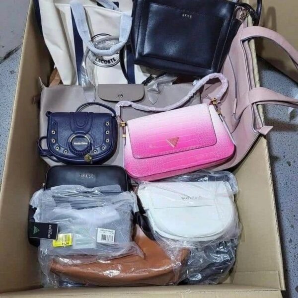 Wholesale female bags | Wholesale designer handbags pallets